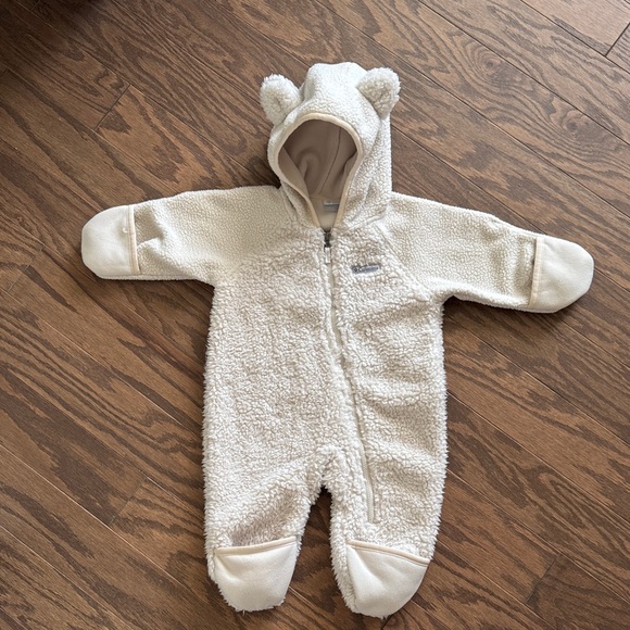 Columbia Soft Cream Sherpa Footie - Picture 1 of 3